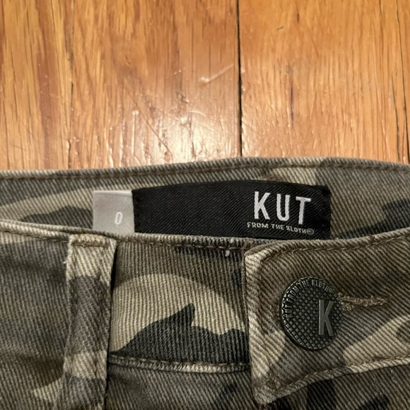 NWT Kut from the Kloth Alice Short - Picture 2 of 4
